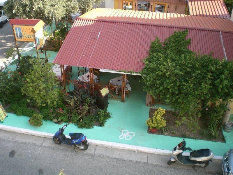 Hotel Venetia Ireo  Bagian luar foto