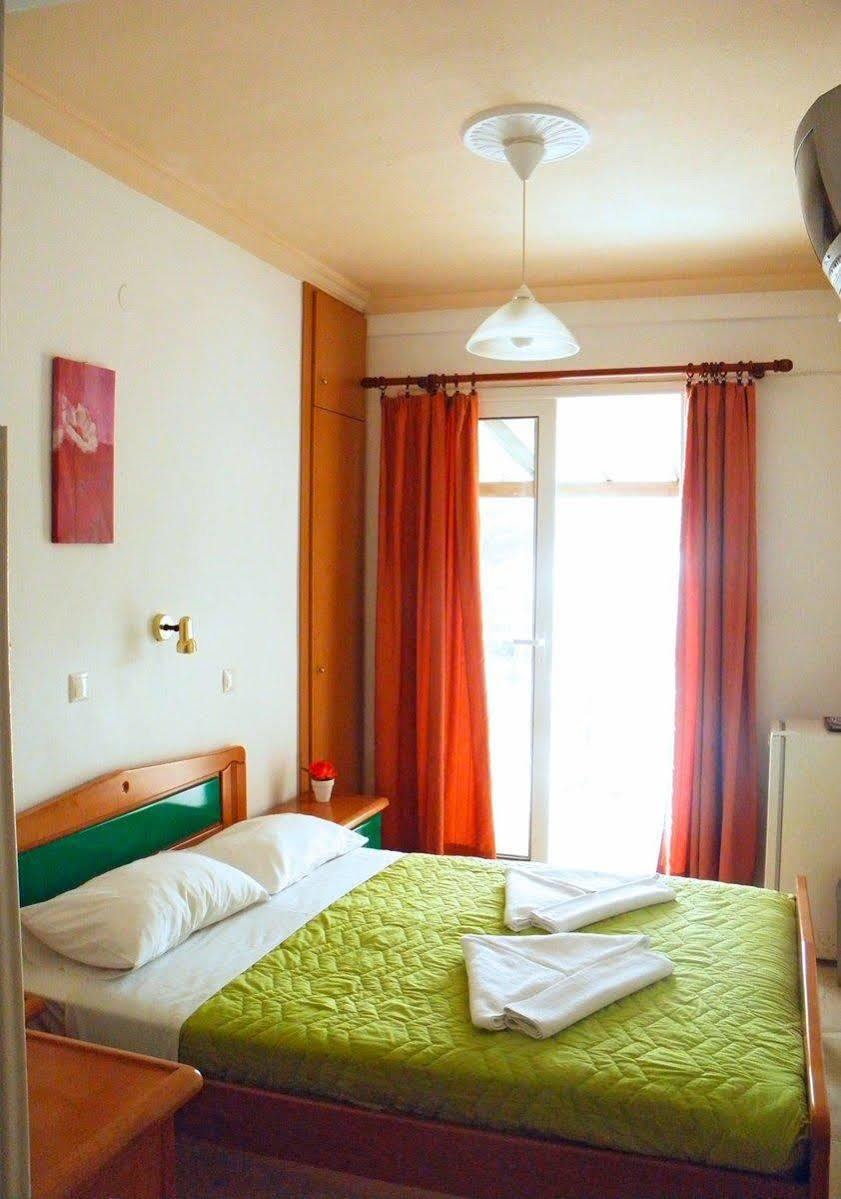 Hotel Venetia Ireo  Bagian luar foto