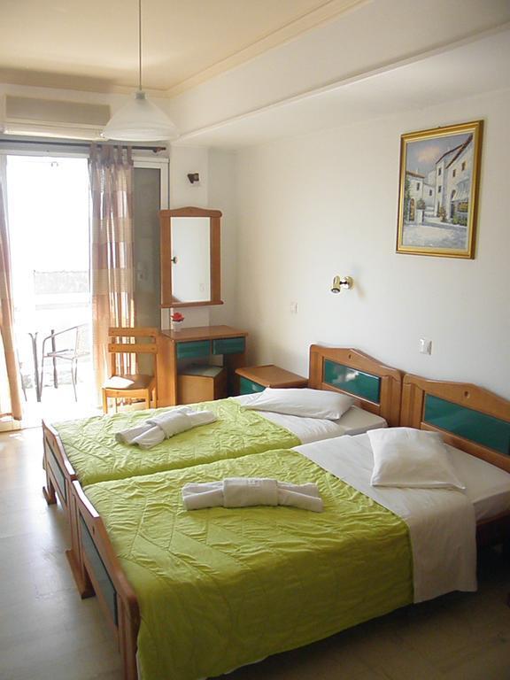 Hotel Venetia Ireo  Bagian luar foto